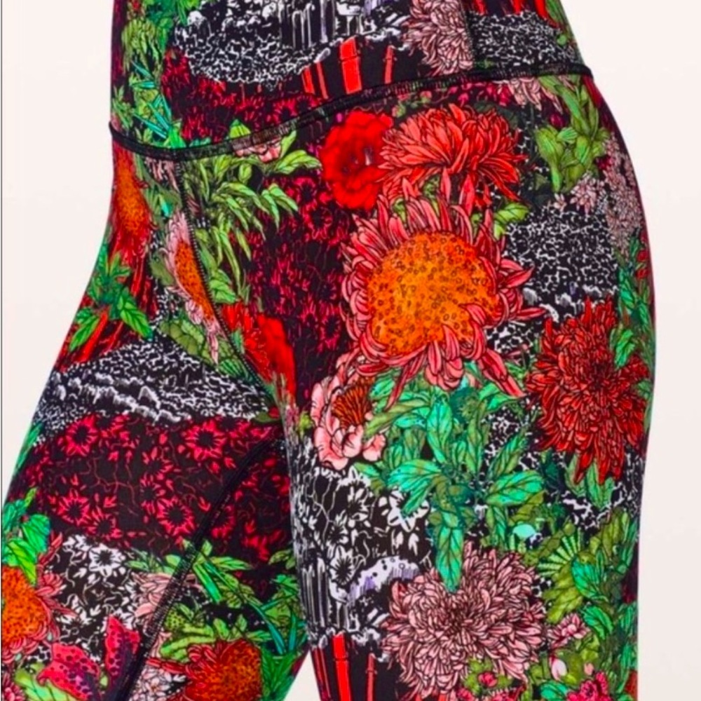 🌺Lululemon Wunder Under Zen Garden Crop (6)
